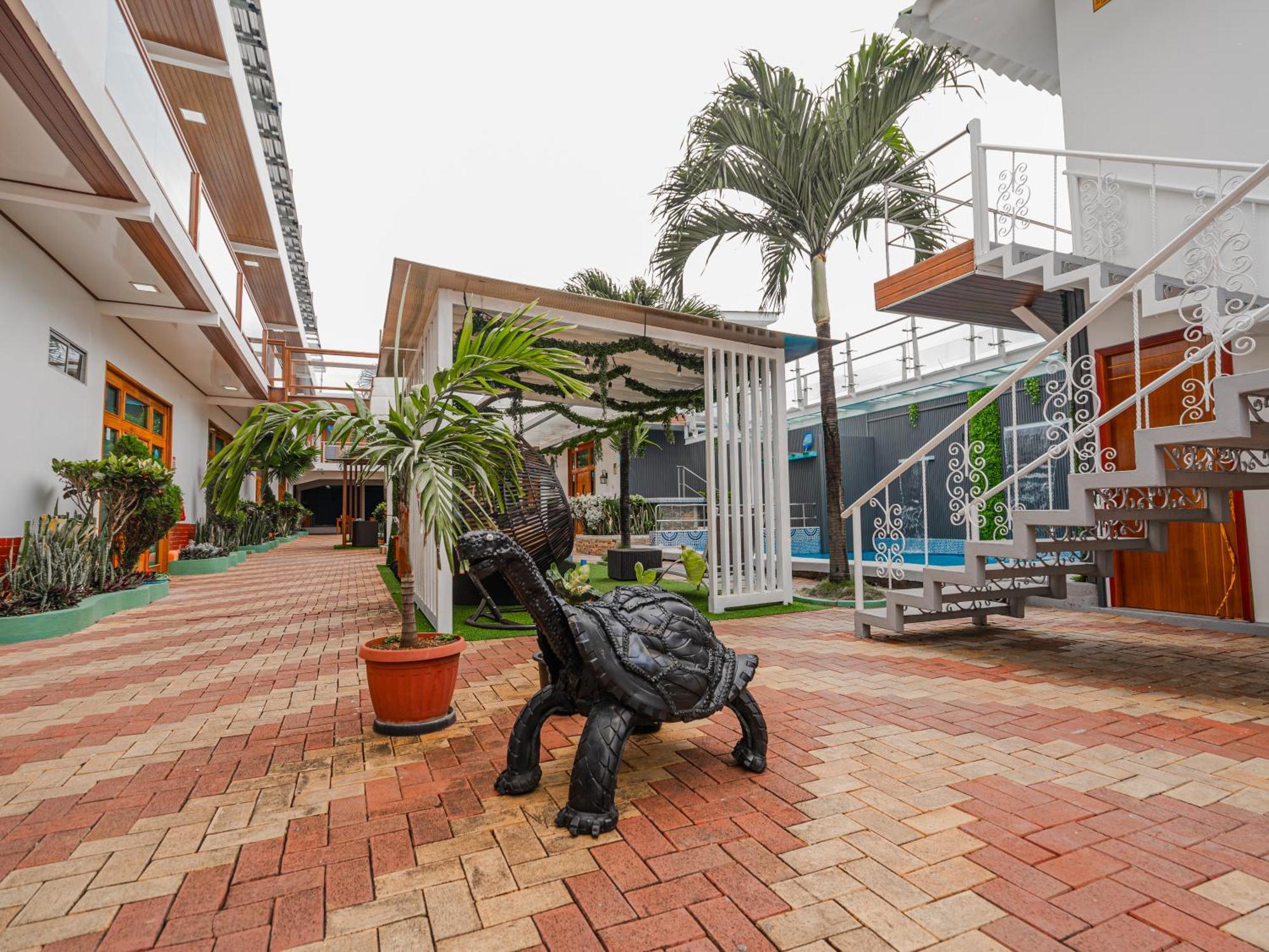 Blue Marlin Galapagos, Hotel & Spa プエルト・バケリソ・モレノ エクステリア 写真
