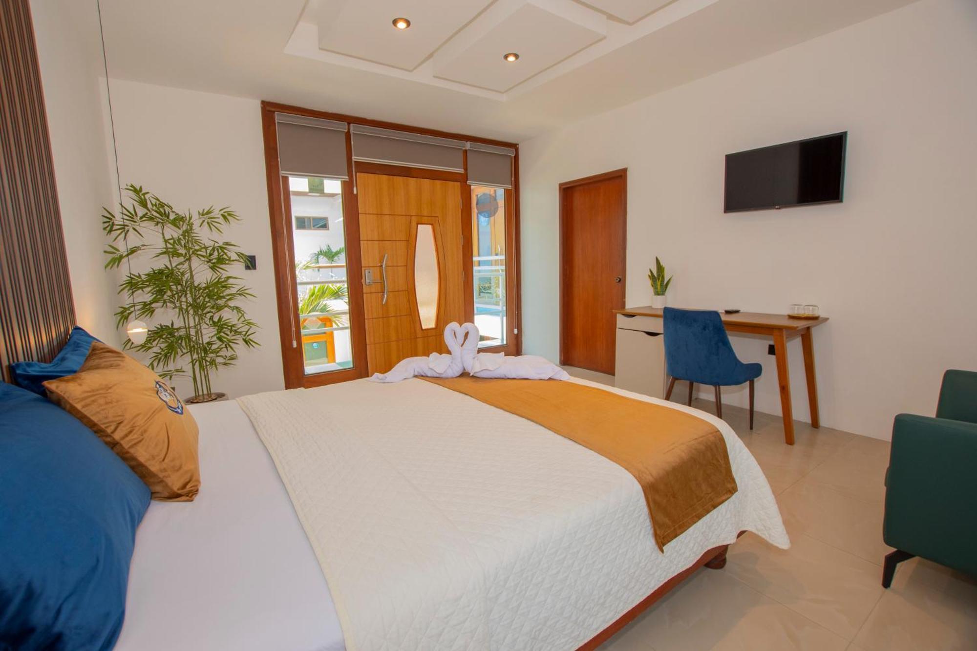 Blue Marlin Galapagos, Hotel & Spa プエルト・バケリソ・モレノ エクステリア 写真
